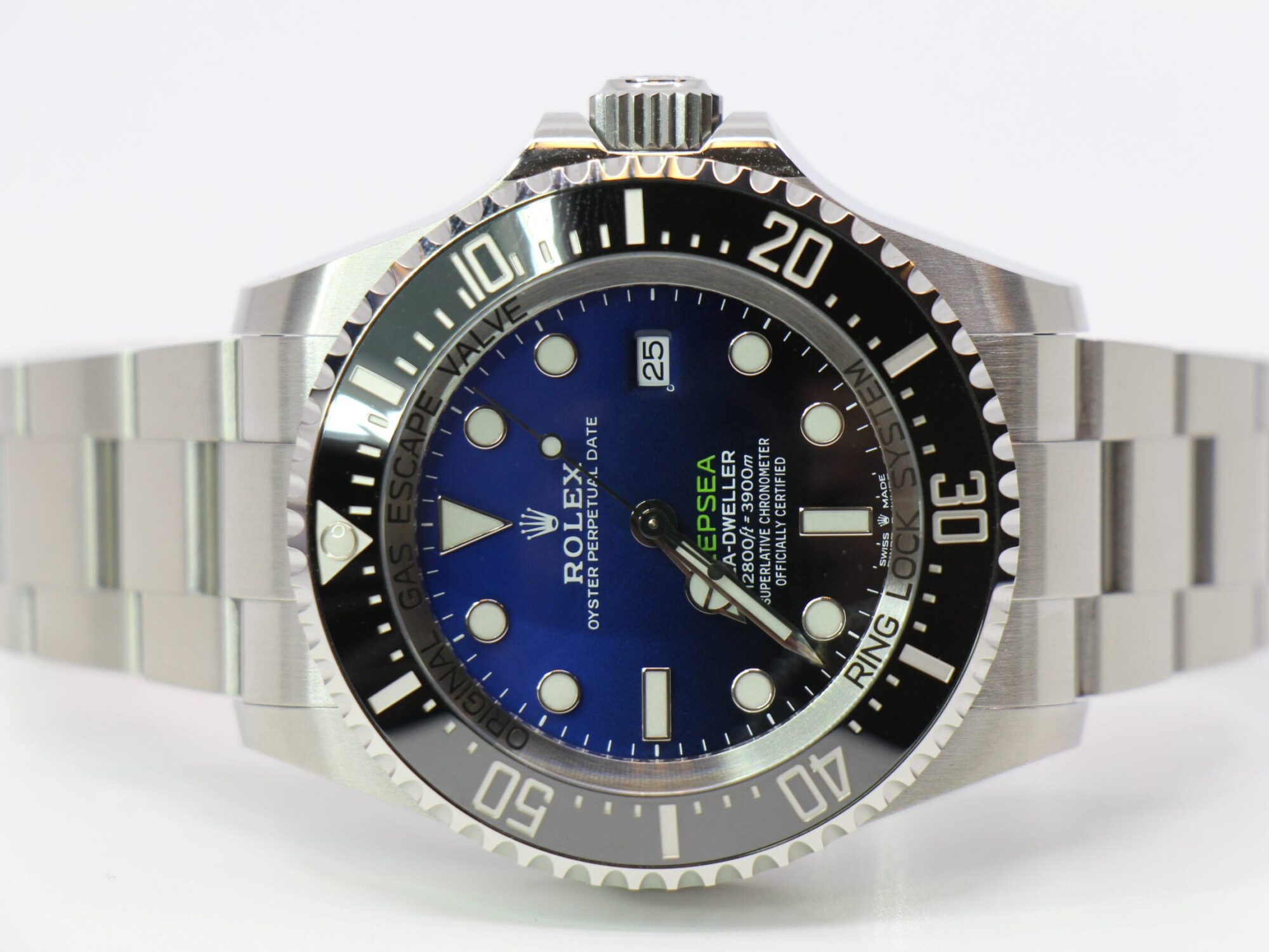 ROLEX DEEPSEA SEA-DWELLER BLUE 126660 - NEW