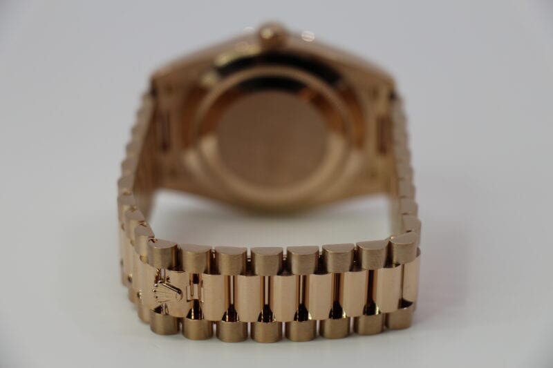 ROLEX DAYDATE 40 228235 - NEW - Image 3