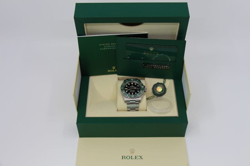 ROLEX SUBMARINER DATE 126610LV - NEW - Image 5