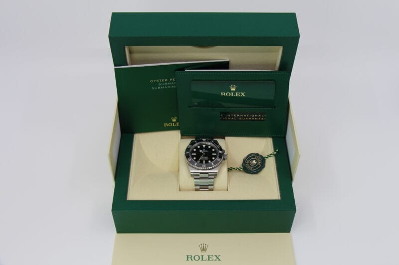 ROLEX SUBMARINER 124060 - NEW - Image 5