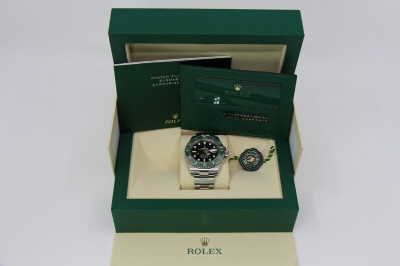 ROLEX SUBMARINER DATE 126610LV - NEW - Image 5