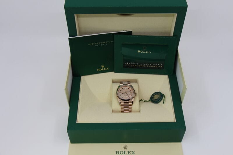 ROLEX DAY-DATE 36 128235 "RAINBOW" - NEW - Image 5