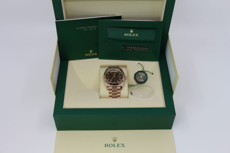 ROLEX DAYDATE 40 228235 - NEW - Image 5