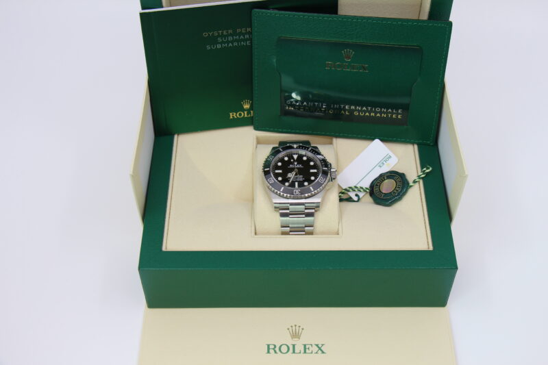 ROLEX SUBMARINER 124060 - NEW - Image 5