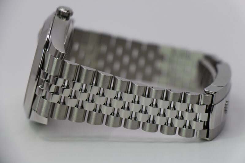 ROLEX DATEJUST 41MM 126300 - NEW - Image 2