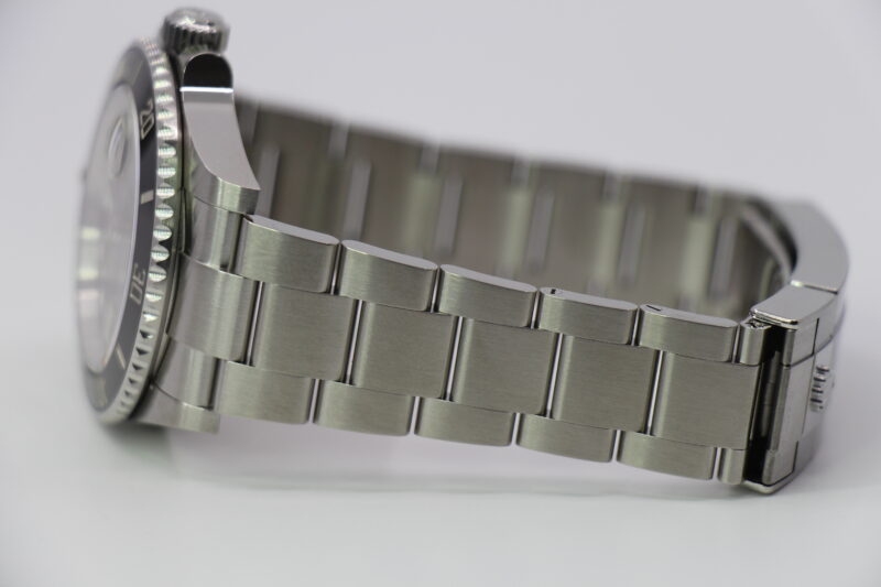 ROLEX SUBMARINER DATE 126610LN - NEW - Image 2