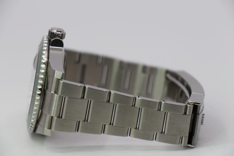 ROLEX SUBMARINER DATE 126610LV - NEW - Image 2