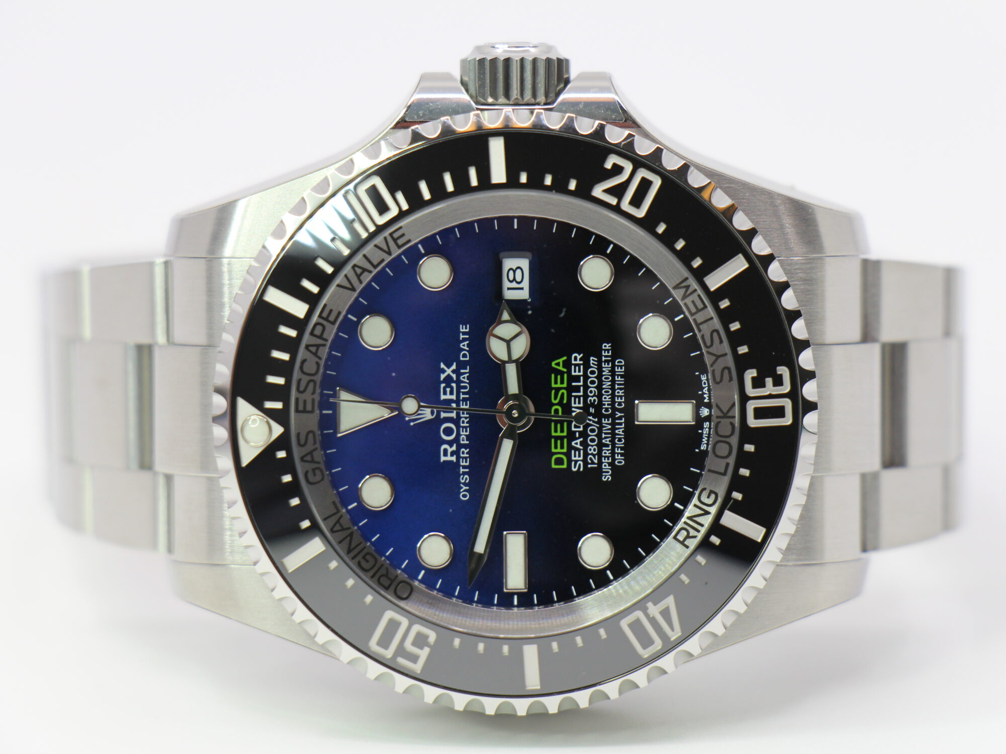 ROLEX DEEPSEA SEA-DWELLER BLUE 126660 - NEW