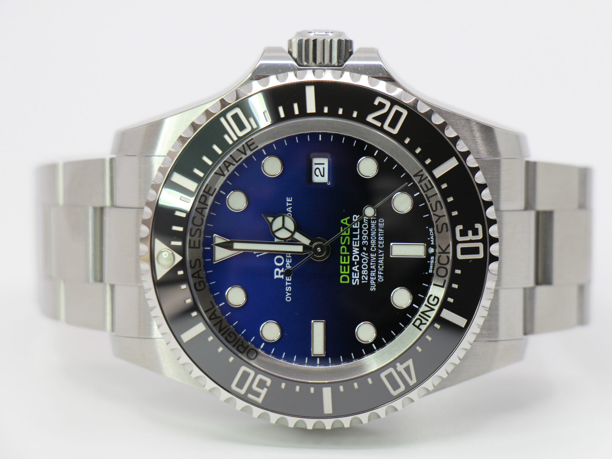 ROLEX DEEPSEA SEA-DWELLER BLUE 126660 - NEW