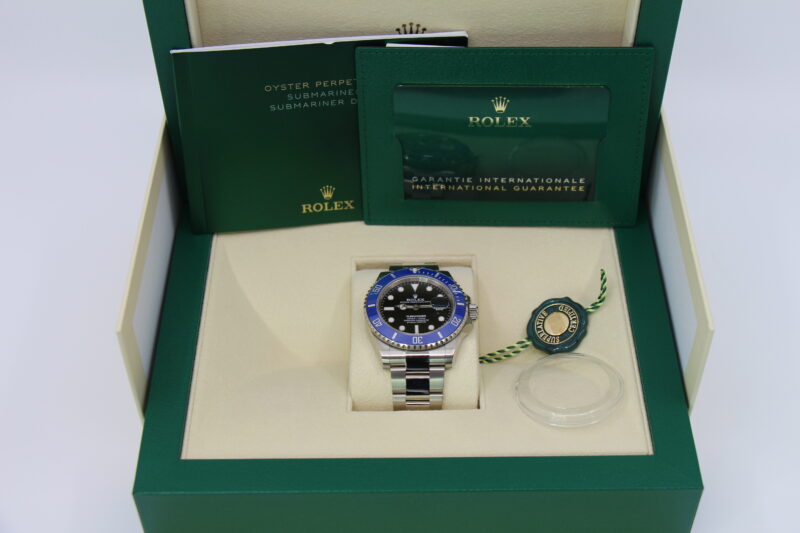 ROLEX SUBMARINER DATE 126619LB - NEW - Image 5