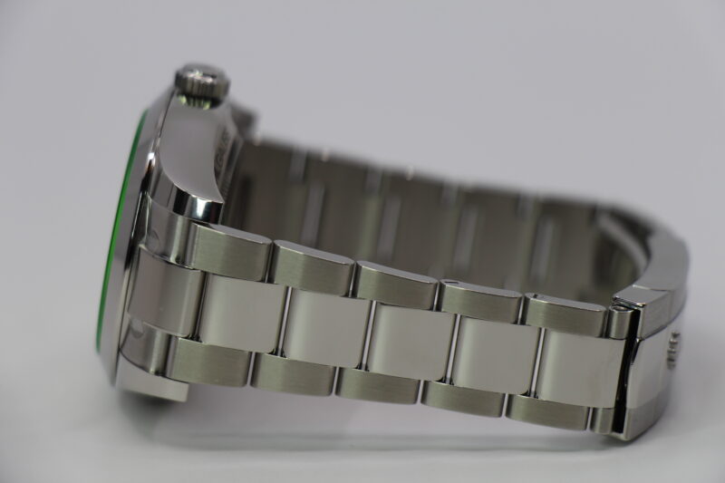 ROLEX MILGAUSS 116400GV - NEW - Image 2