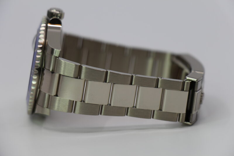 ROLEX SUBMARINER DATE 126619LB - Image 2