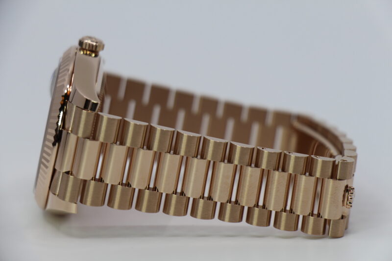 ROLEX DAY-DATE 40MM 228235 - NEW - Image 2