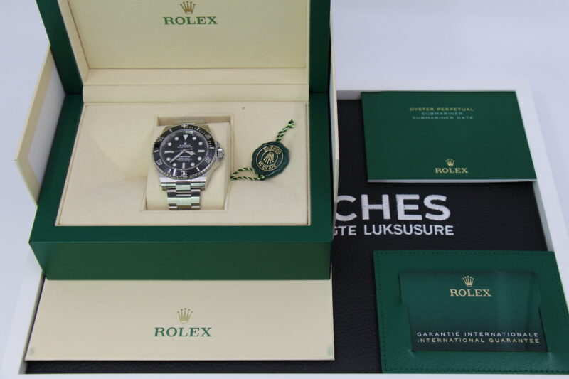 ROLEX SUBMARINER 124060 - NEW - Image 5