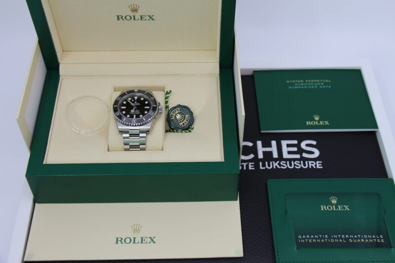 ROLEX SUBMARINER 124060 - NEW - Image 5