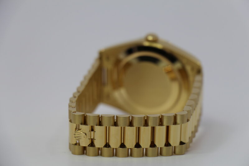 ROLEX DAY-DATE 40 228238 - NEW - Image 3