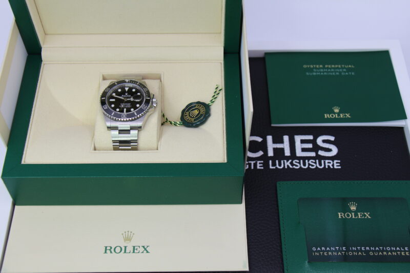 ROLEX SUBMARINER DATE 126610LN - NEW - Image 5