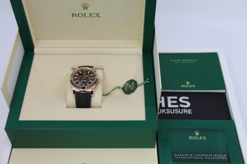 ROLEX SKY-DWELLER 326235 - "MINT" - Image 5
