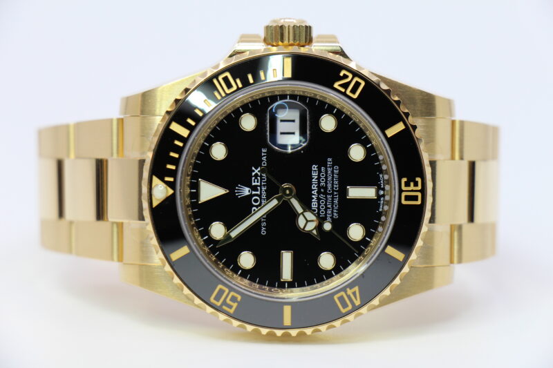 ROLEX SUBMARINER DATE 126618LN - NEW