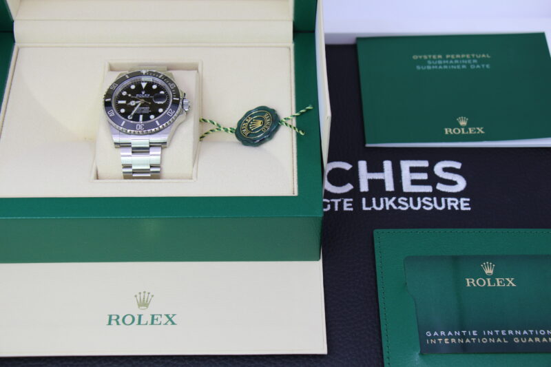 ROLEX SUBMARINER DATE 126610LN - NEW - Image 5