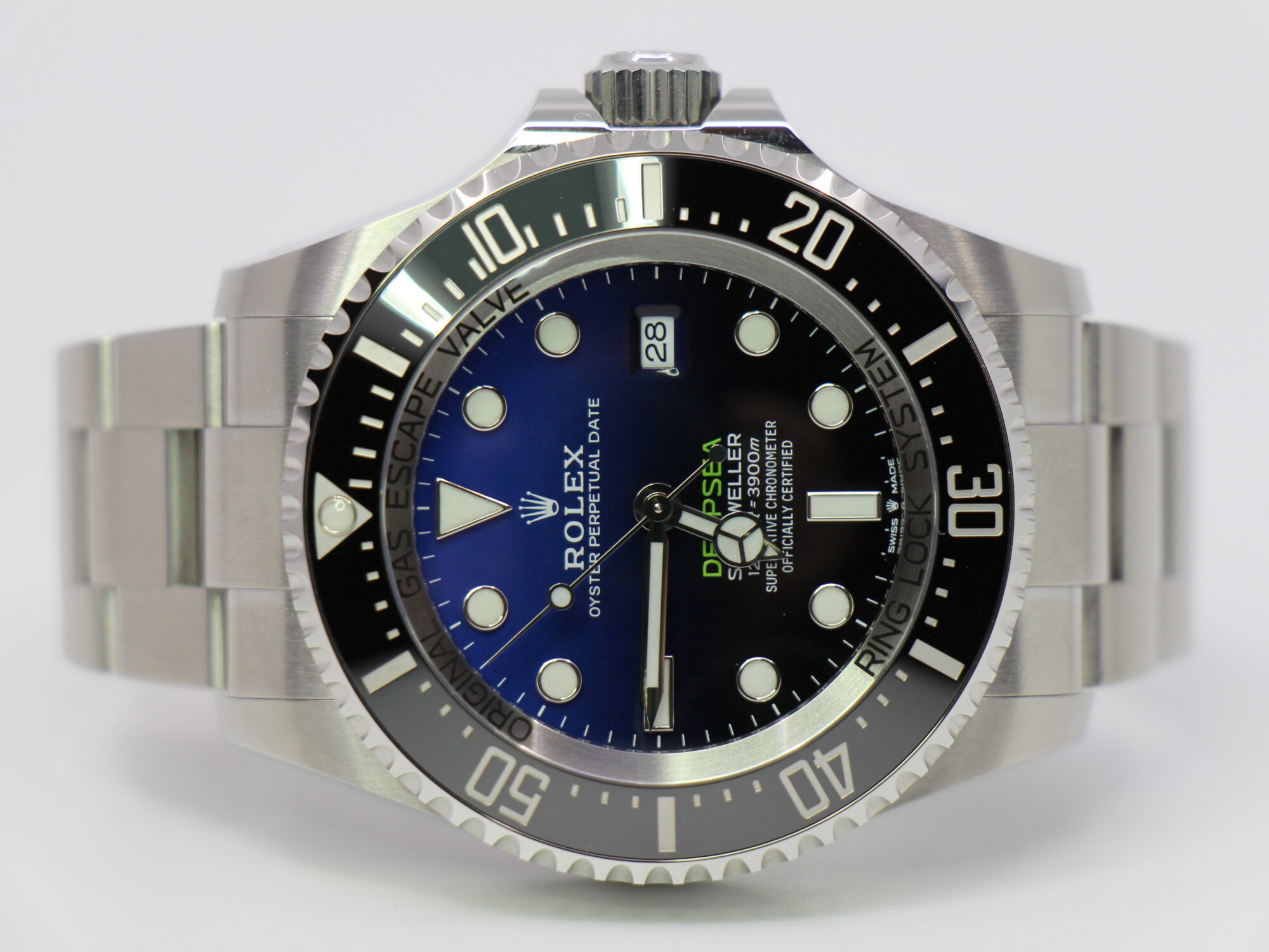 ROLEX DEEPSEA SEA-DWELLER BLUE 126660 - NEW