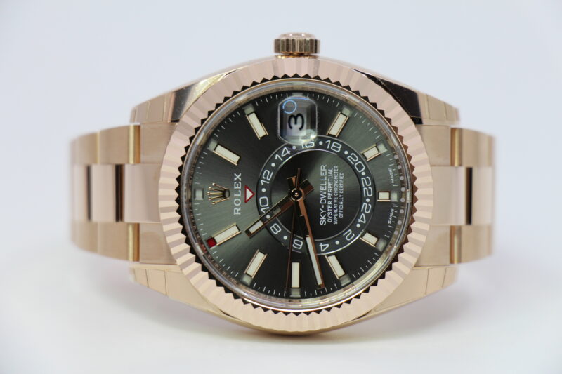 ROLEX SKY-DWELLER 326935