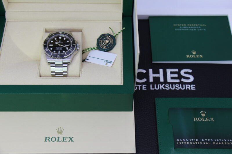 ROLEX SUBMARINER DATE 126610LN - NEW - Image 5