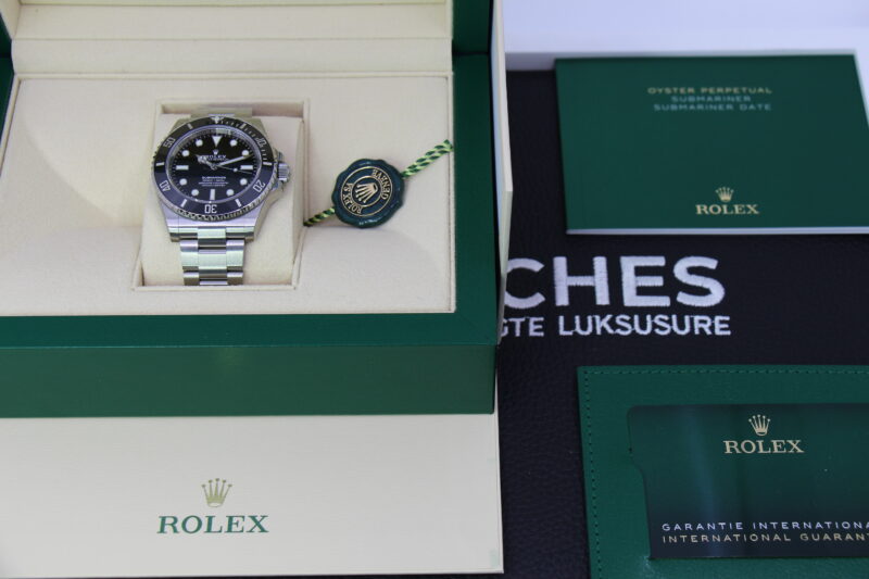 ROLEX SUBMARINER 124060 - NEW - Image 5