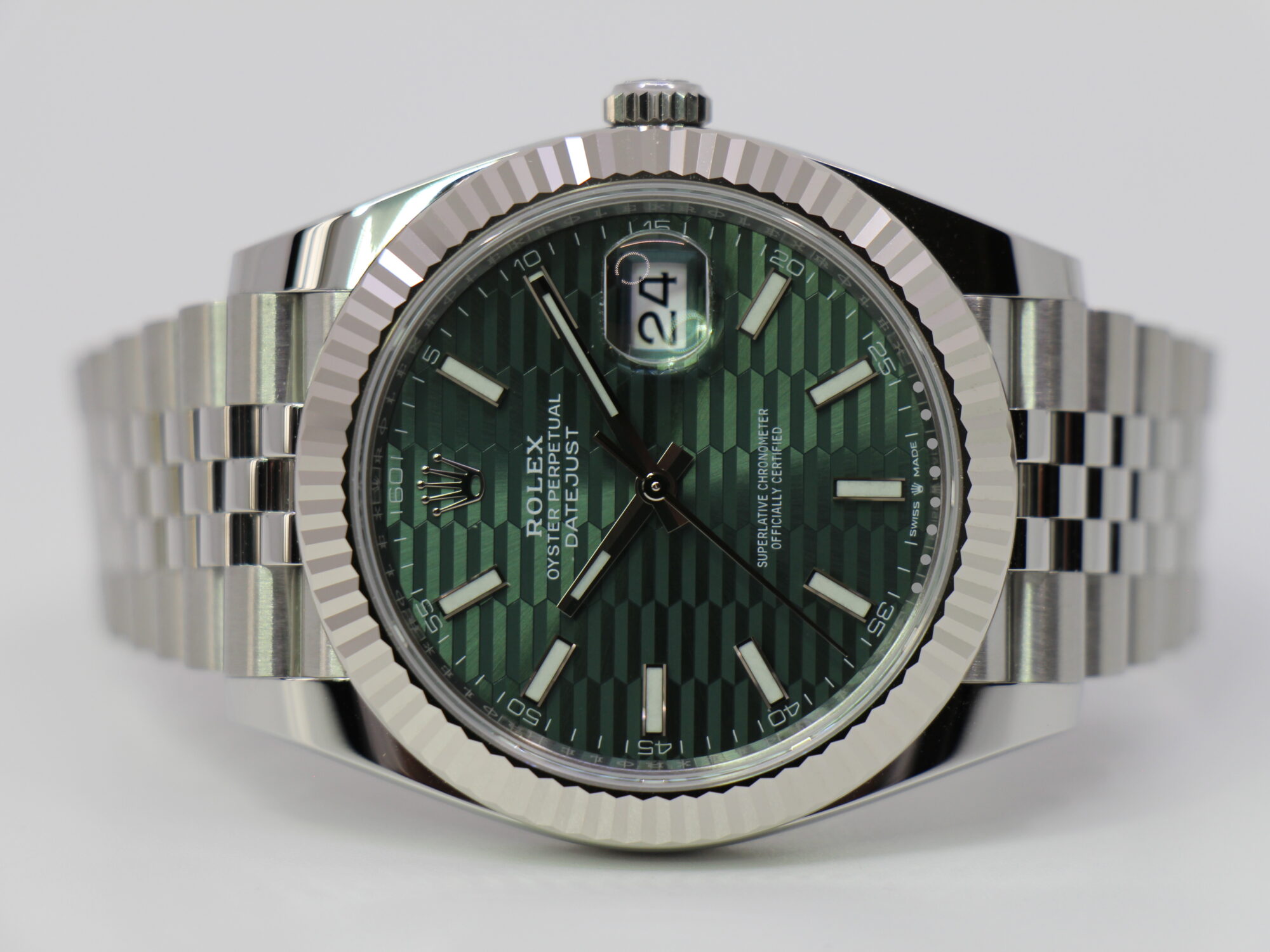 ROLEX DATEJUST 41MM 126334 - NEW