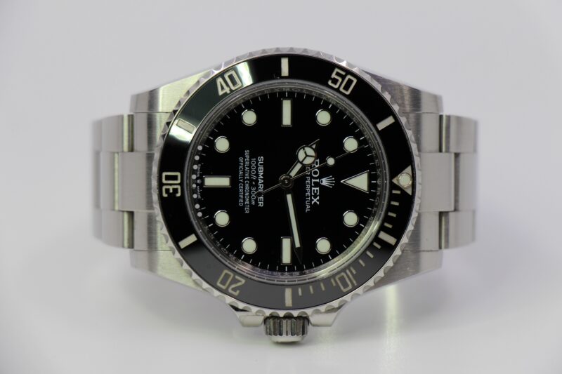 ROLEX SUBMARINER 124060 - Image 4