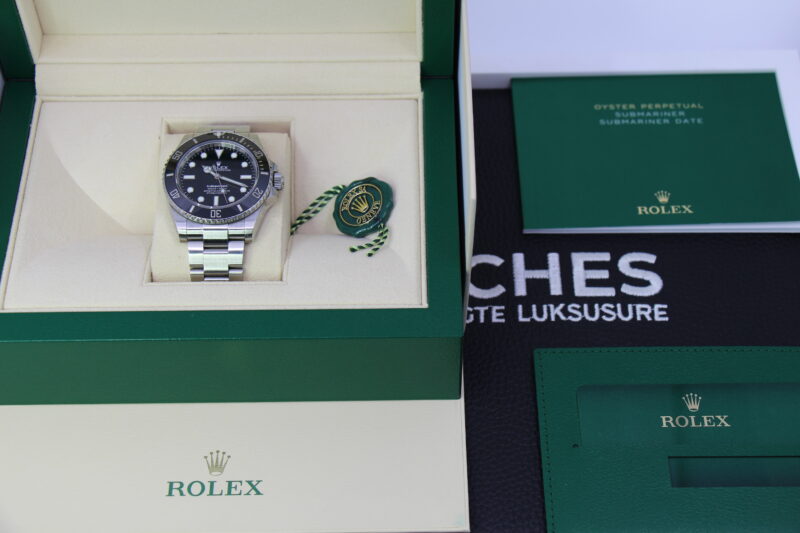 ROLEX SUBMARINER 124060 - Image 5