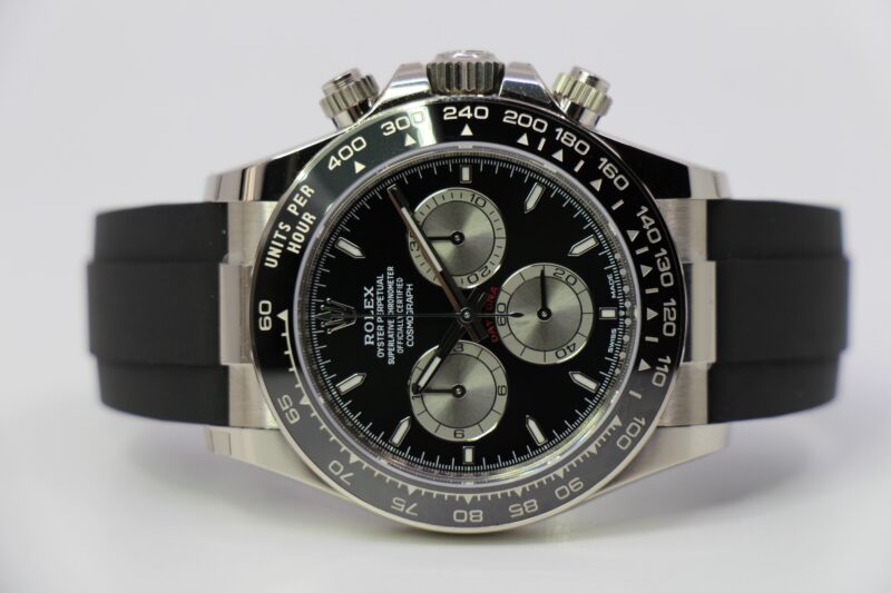 ROLEX COSMOGRAPH DAYTONA 126519LN - LIKE NEW