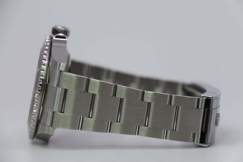 ROLEX SUBMARINER 124060 - NEW 12/2024 - Image 2