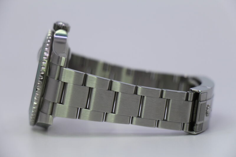 ROLEX SUBMARINER DATE 116610LV "HULK" NEW CARD - LIKE NEW - Image 2