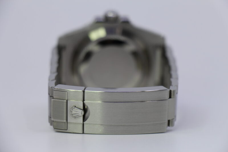 ROLEX SUBMARINER DATE 116610LV "HULK" NEW CARD - LIKE NEW - Image 3