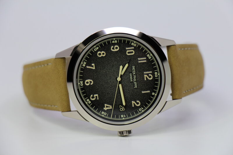 PATEK PHILIPPE CALATRAVA 5226G-001 - NEW - Image 5