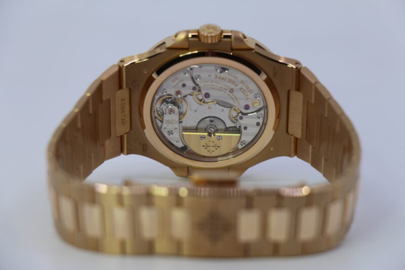 PATEK PHILIPPE NAUTILUS 5712/1R-001 - NEW - Image 4