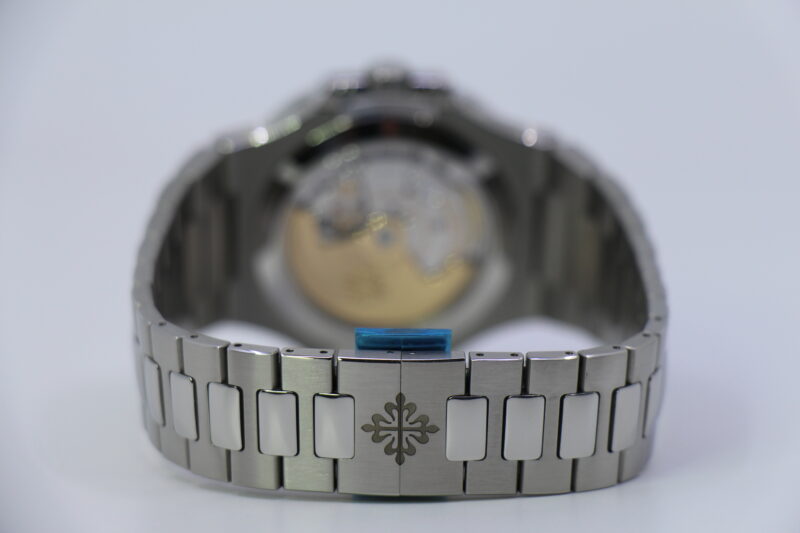 PATEK PHILIPPE NAUTILUS 5726/1A-014 - NEW 04/2024 *RESERVERET - Image 3