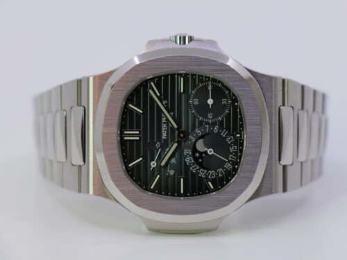 PATEK PHILIPPE NAUTILUS 5712/1A-001 - LIKE NEW
