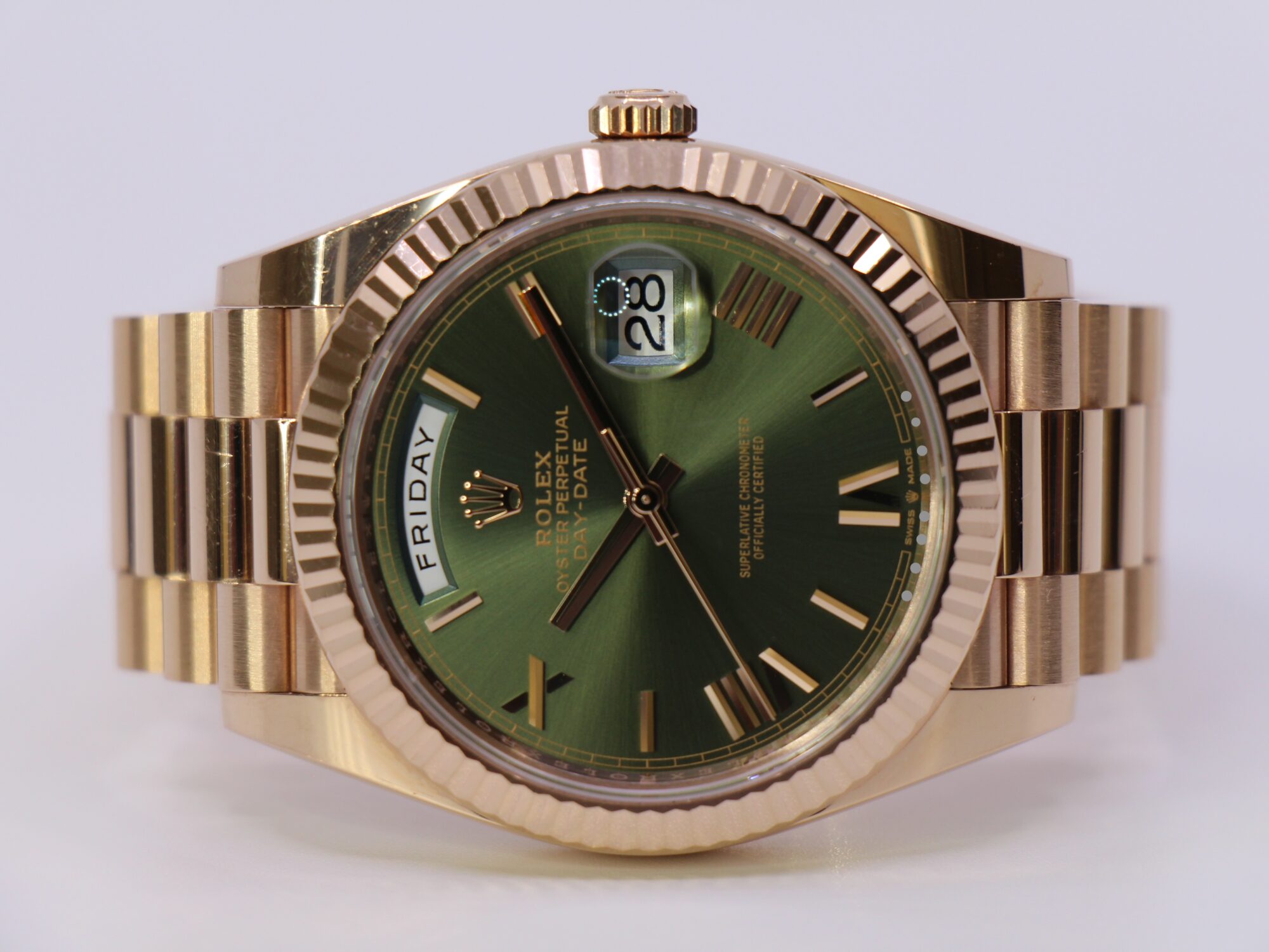 ROLEX DAY-DATE 40MM 228235 OLIVE GREEN - 01/2024