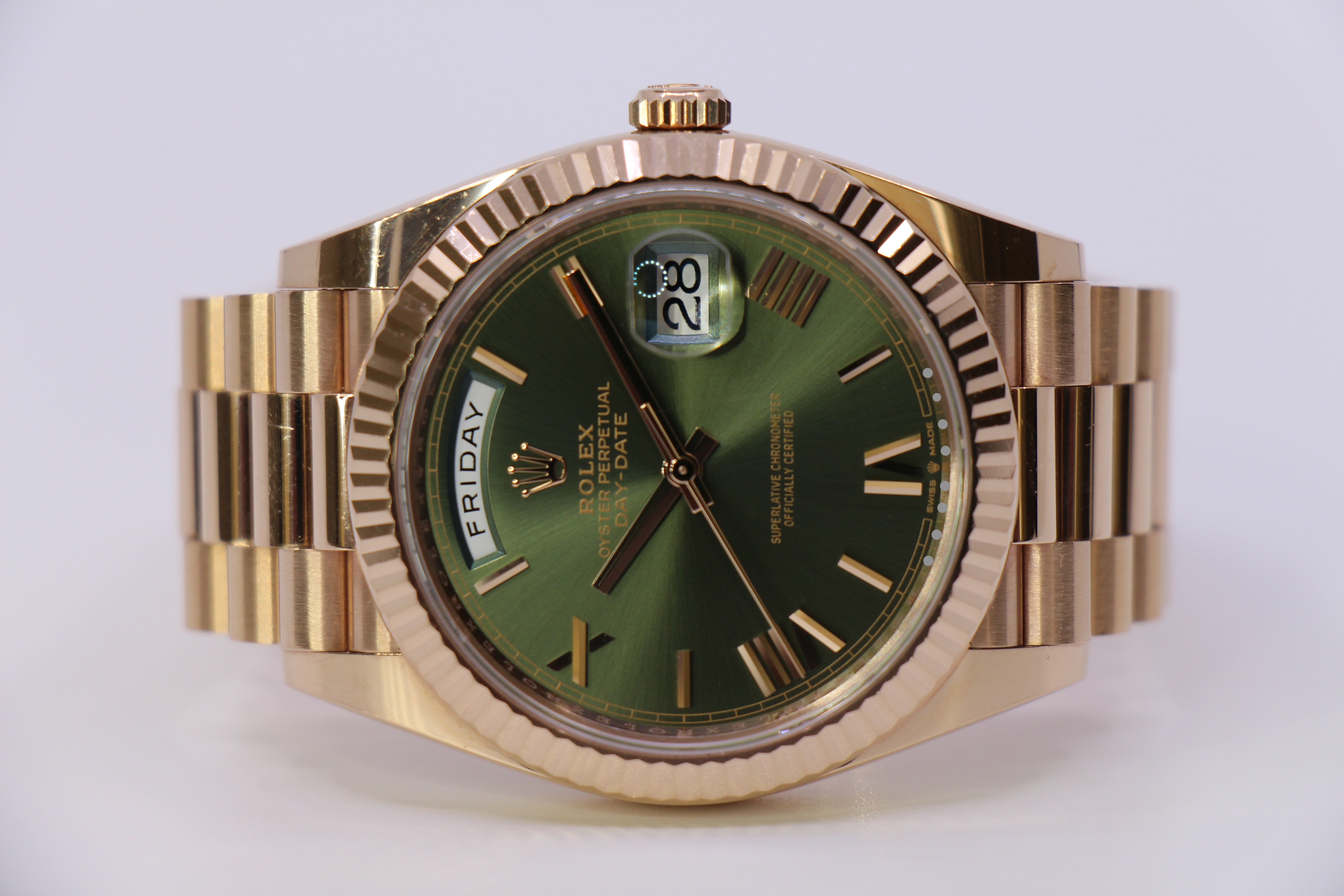 ROLEX DAY-DATE 40MM 228235 OLIVE GREEN - 01/2024