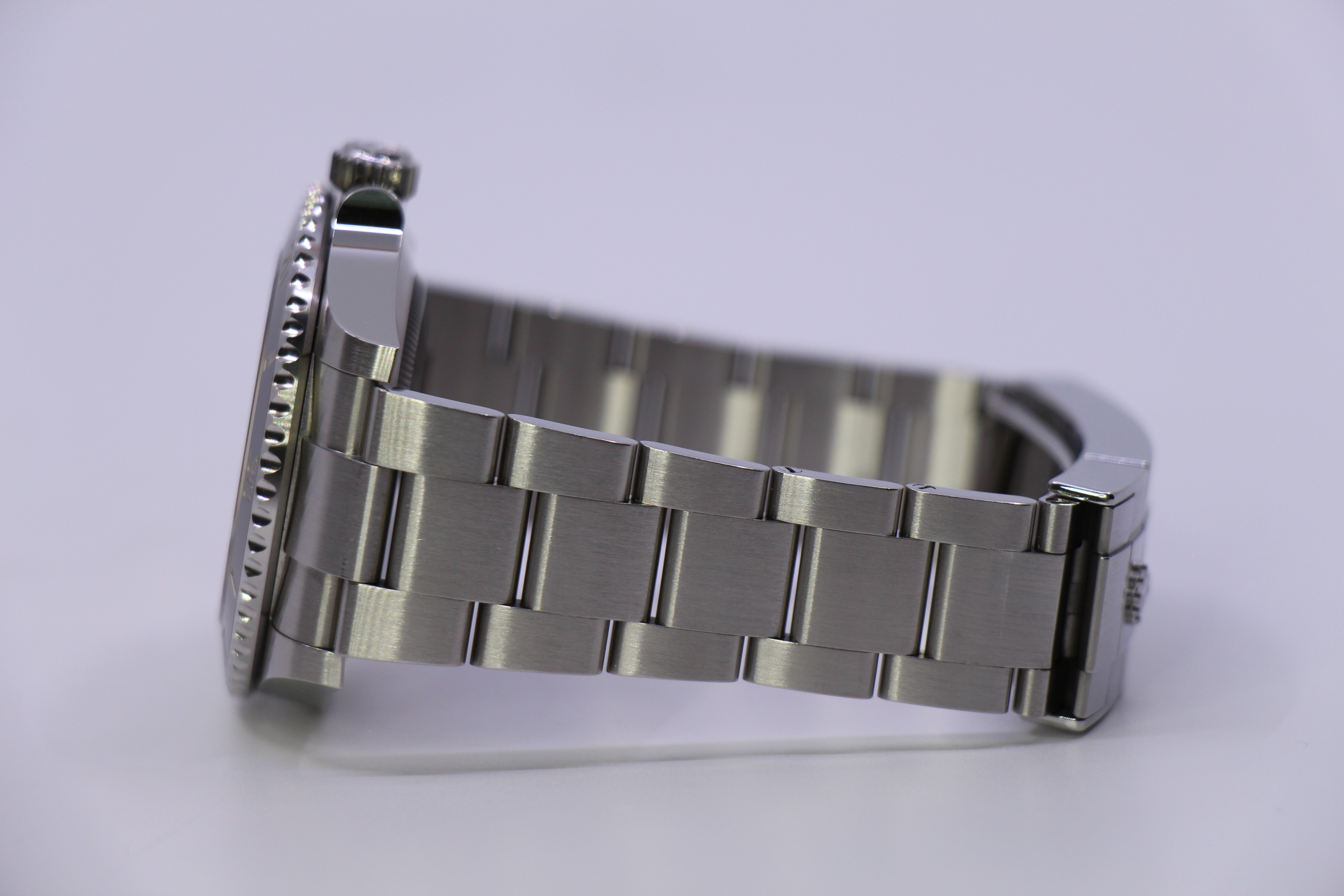 ROLEX SUBMARINER 124060 - 07/2025 - Billede 2