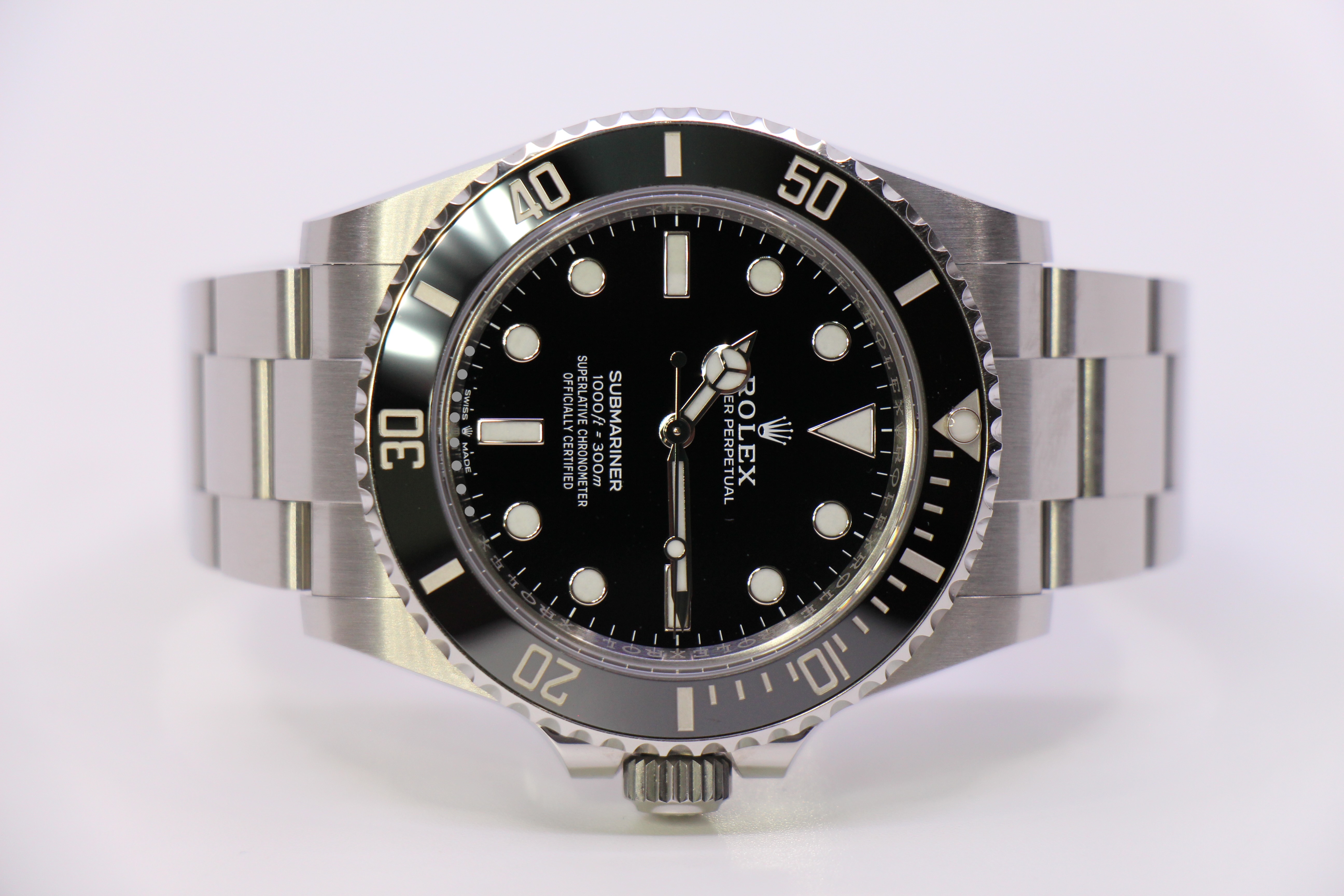 ROLEX SUBMARINER 124060 - 07/2025 - Billede 4