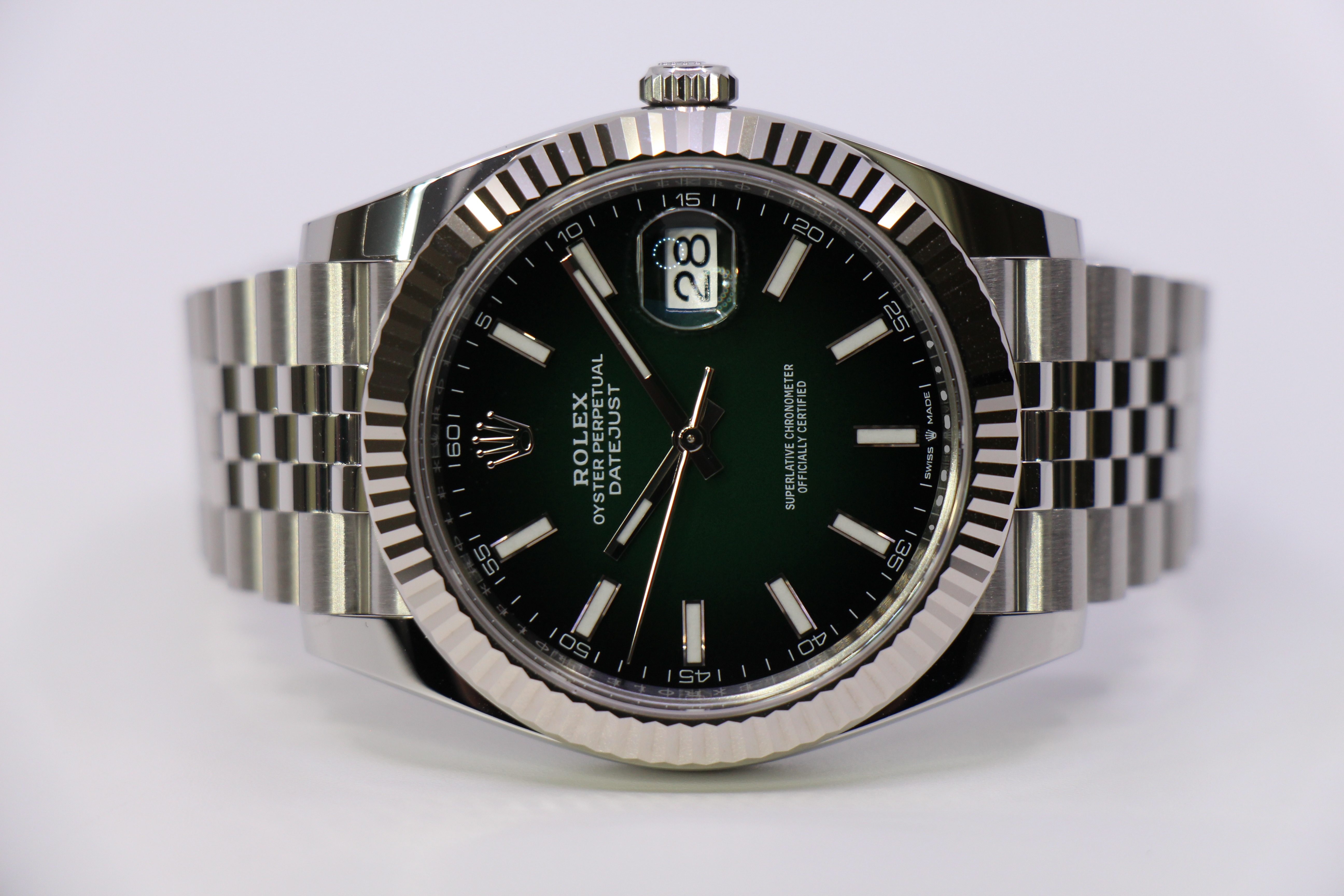 ROLEX DATEJUST 41MM 126334 GREEN OMBRÉ - NEW 07/2026