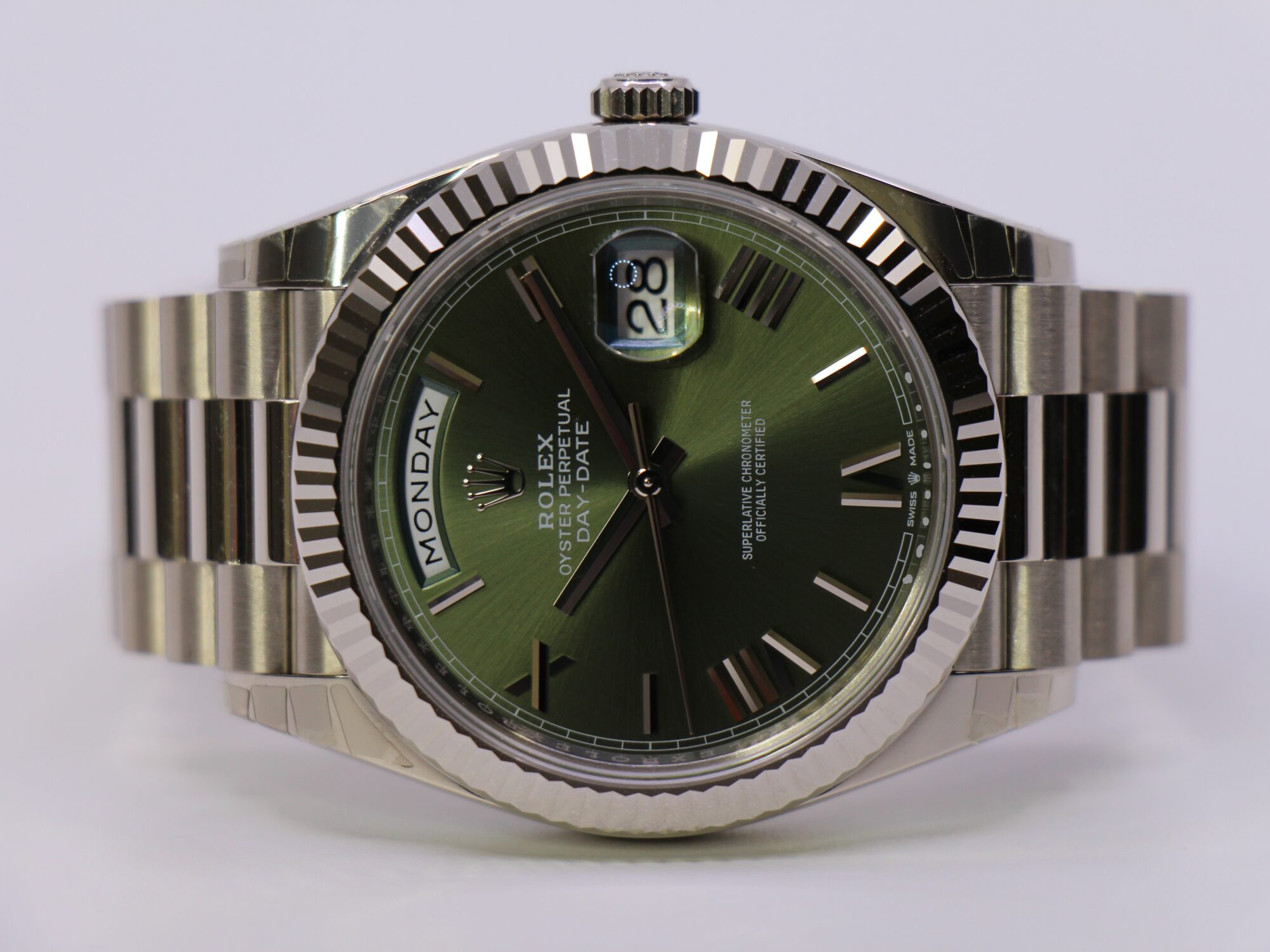 ROLEX DAY-DATE 40 228239 OLIVE GREEN - NEW 05/2025