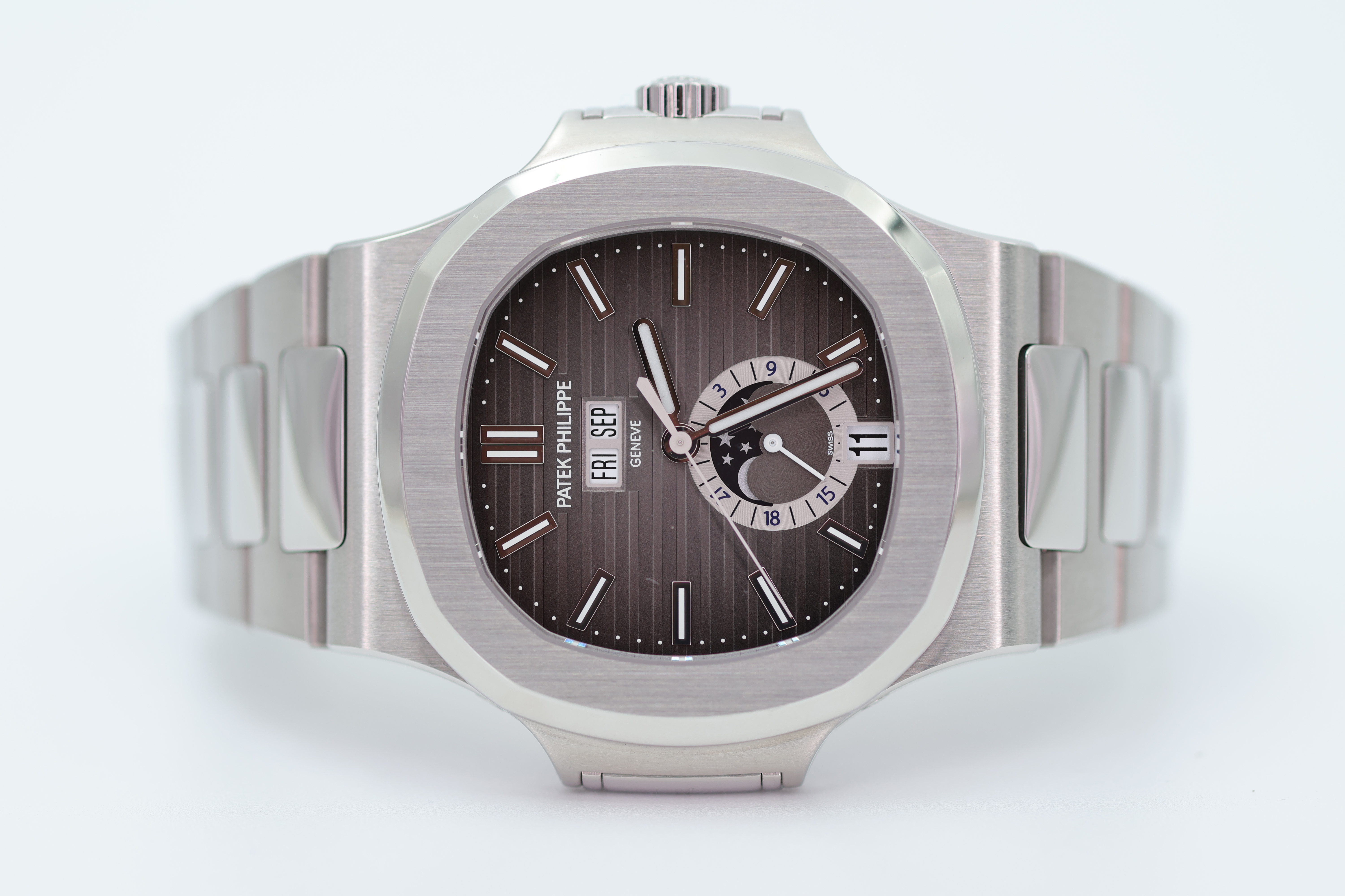 PATEK PHILIPPE NAUTILUS 5726/1A-001 - NEW